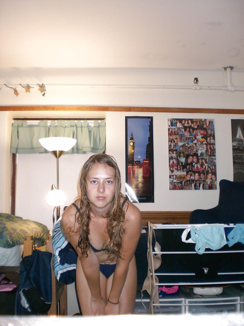 25P Nice sexy teen amateur