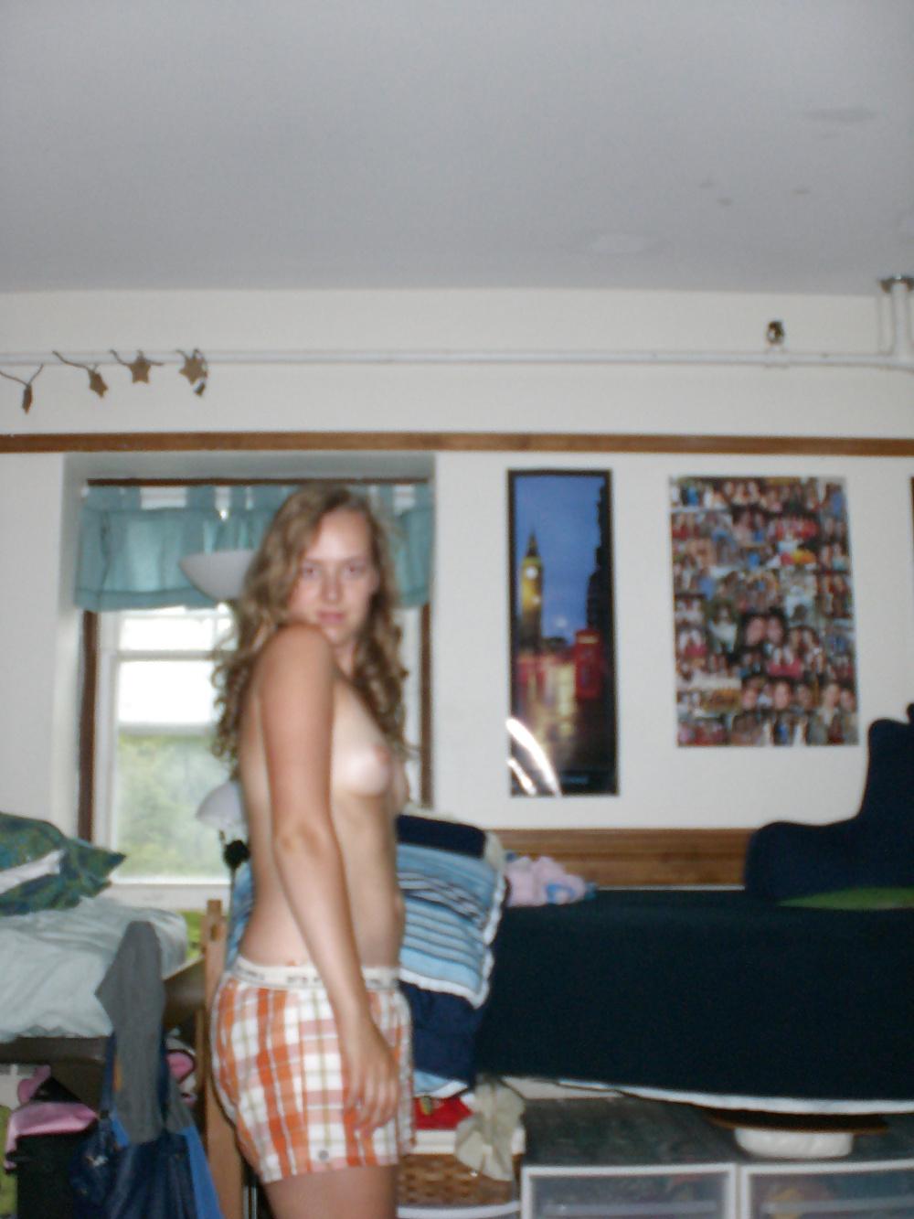25P Nice sexy teen amateur