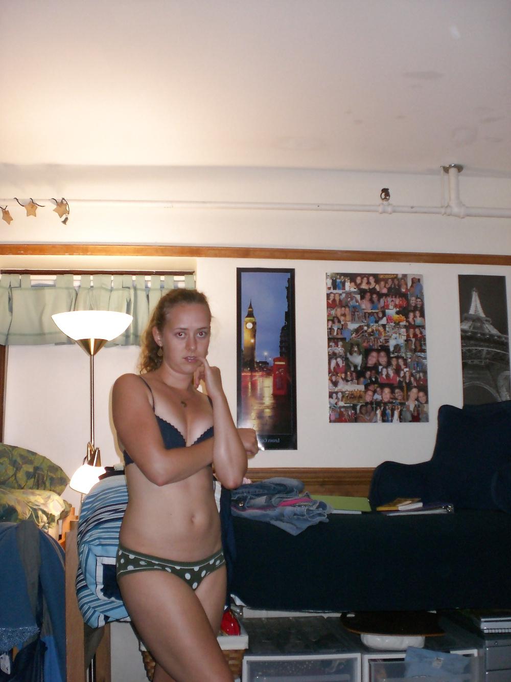25P Nice sexy teen amateur
