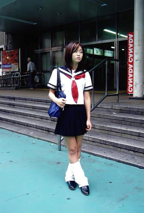 19P Japanische Schulmädchen 07