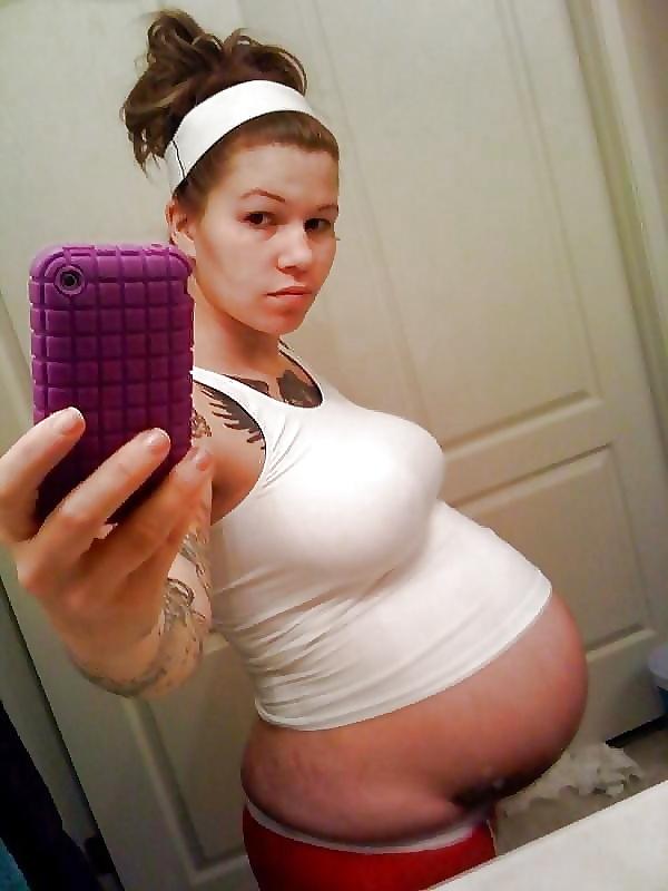 25P Pregnant selfies 01 - FG9