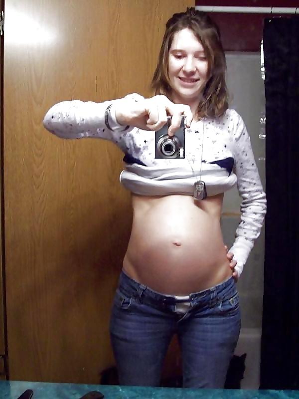 25P Pregnant selfies 01 - FG9