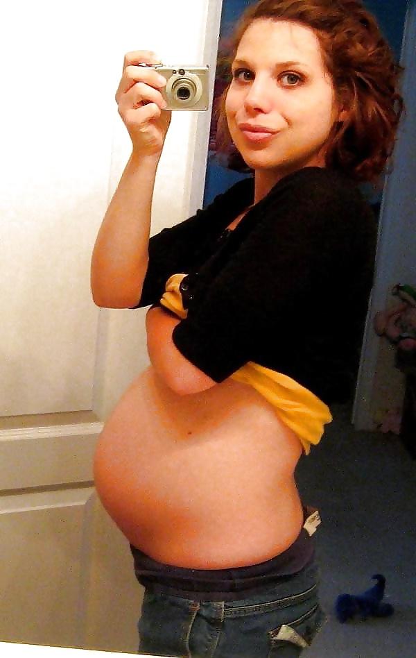 25P Pregnant selfies 01 - FG9