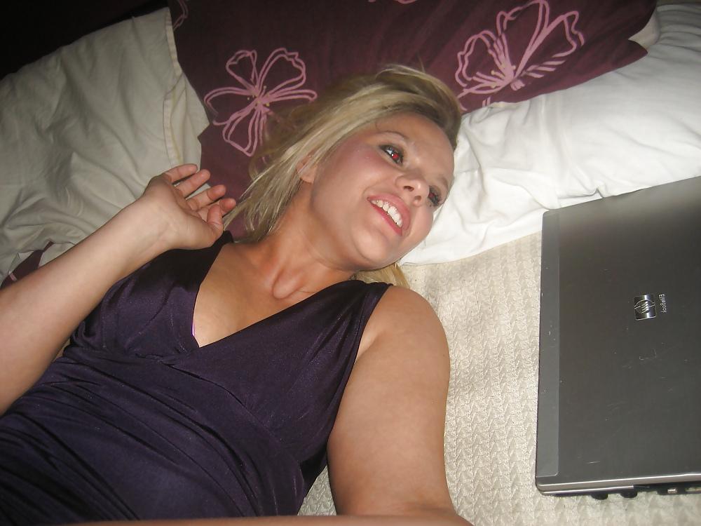25P Ex for you wanking pleasure please repost pics with cum on