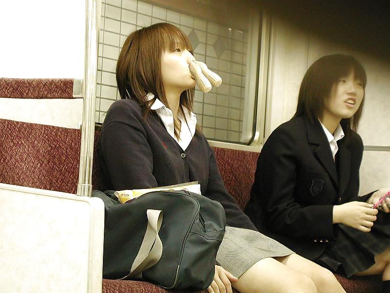 20P Japanese School Girls 09
