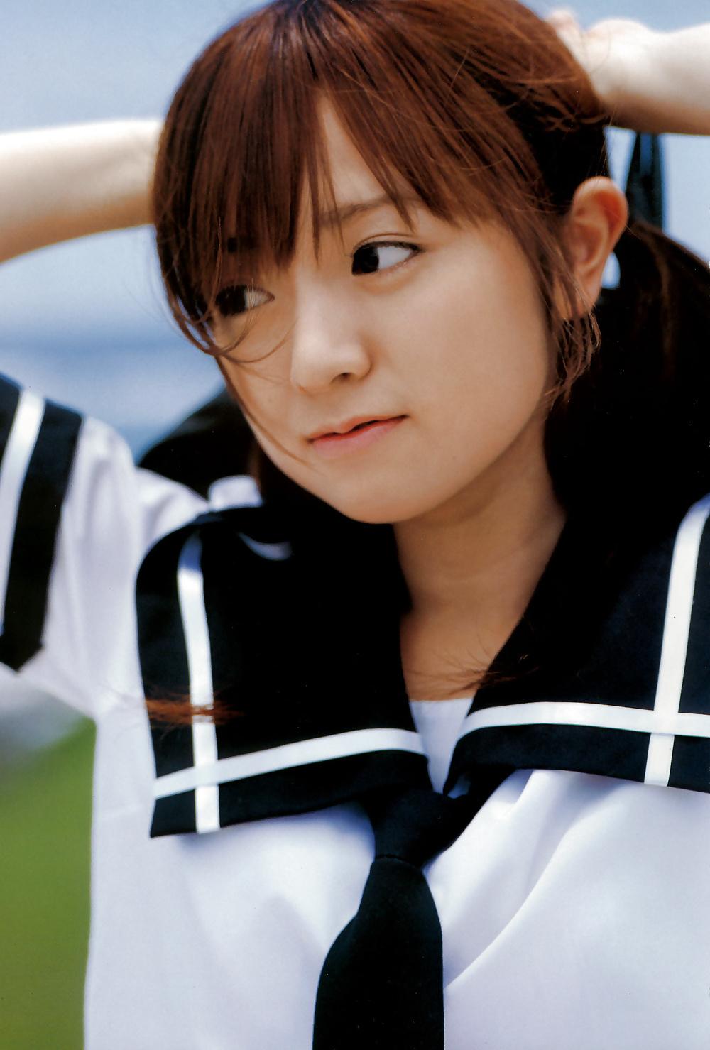 20P Japanese School Girls 09