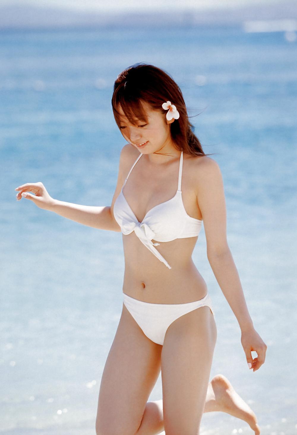 20P Japanese School Girls 09
