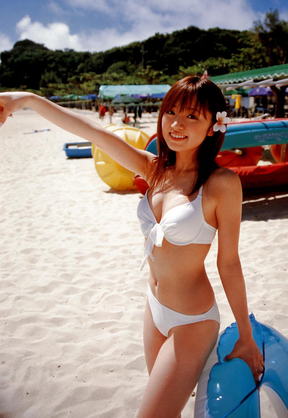 20P Japanese School Girls 09