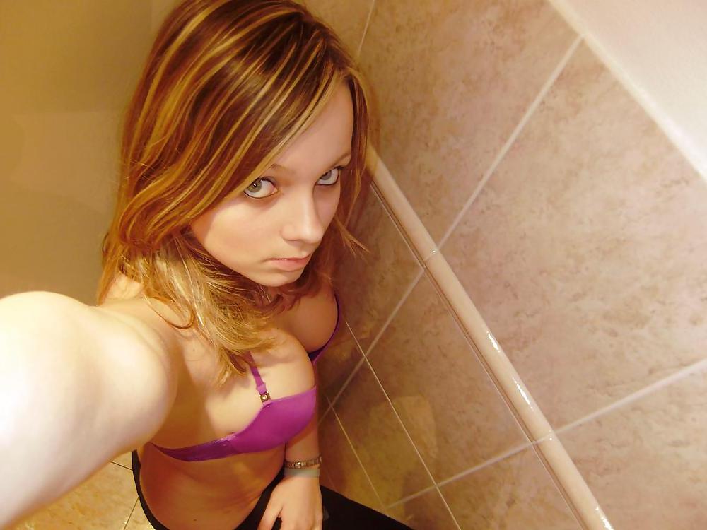 25P Bra Babes 145