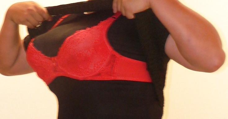 21P Taking Off Black Shirt (Showing Bra again)