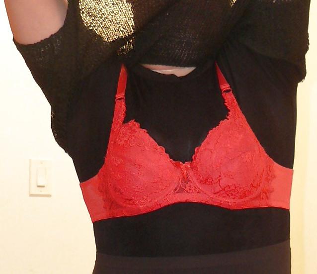 21P Taking Off Black Shirt (Showing Bra again)