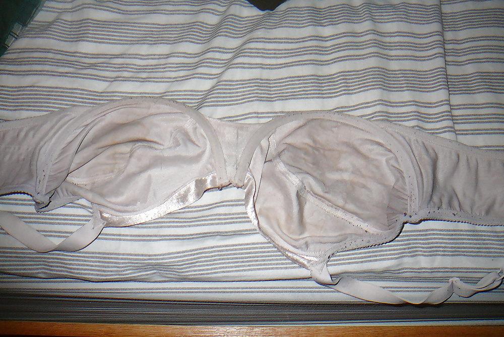 20P Sister in laws bra and panties