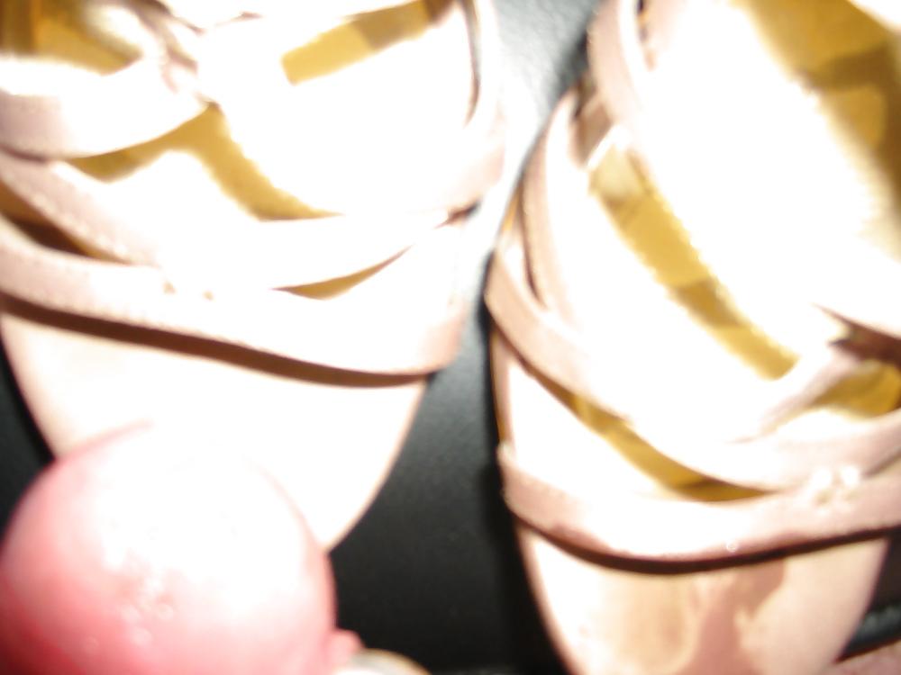 13P Cum on my wifes cousins shoes