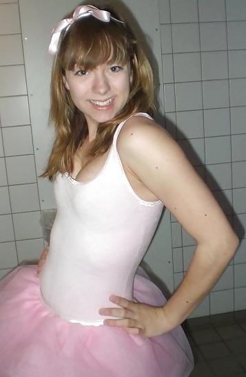 25P Danish teens-95-96-bra panties braces beach party upskirt 