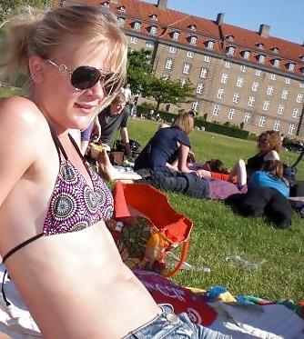 25P Danish teens-95-96-bra panties braces beach party upskirt 