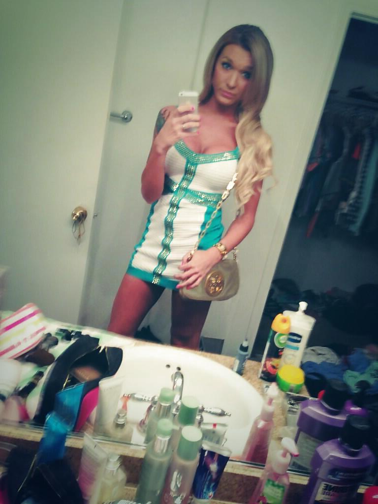 25P Aubrey Kate Winter hot Tgirl from Los Angeles