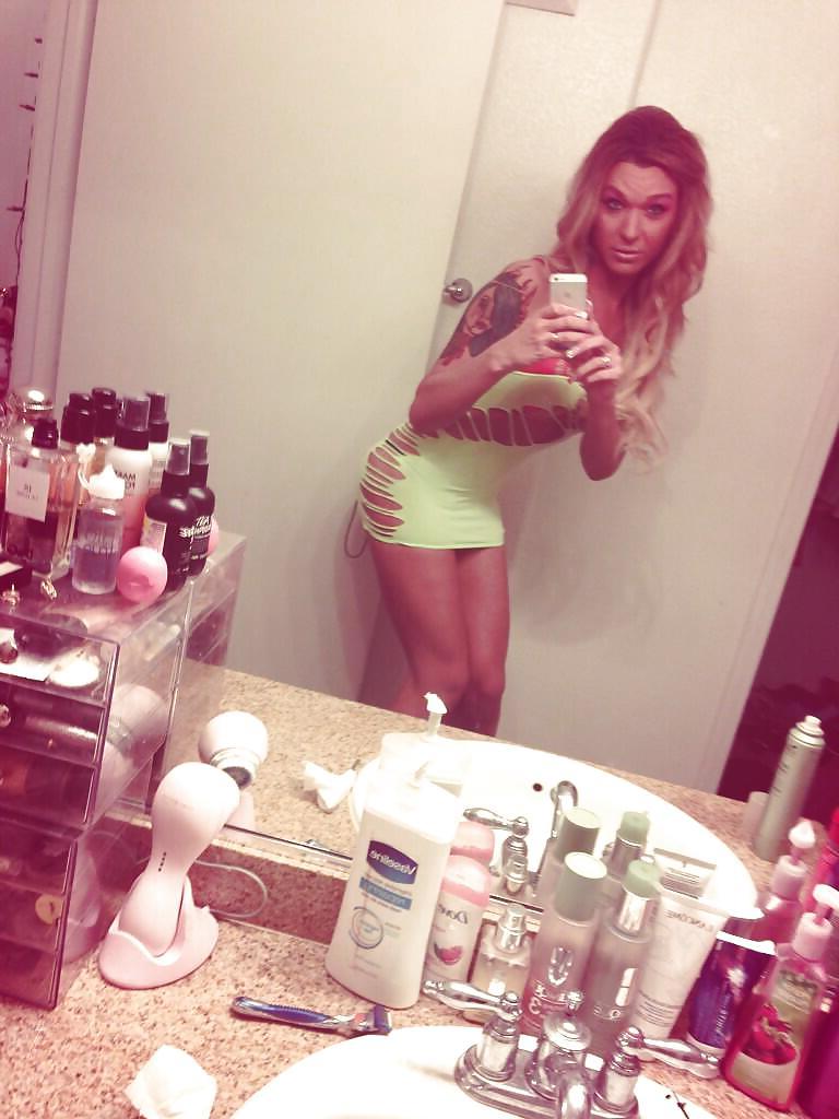 25P Aubrey Kate Winter hot Tgirl from Los Angeles