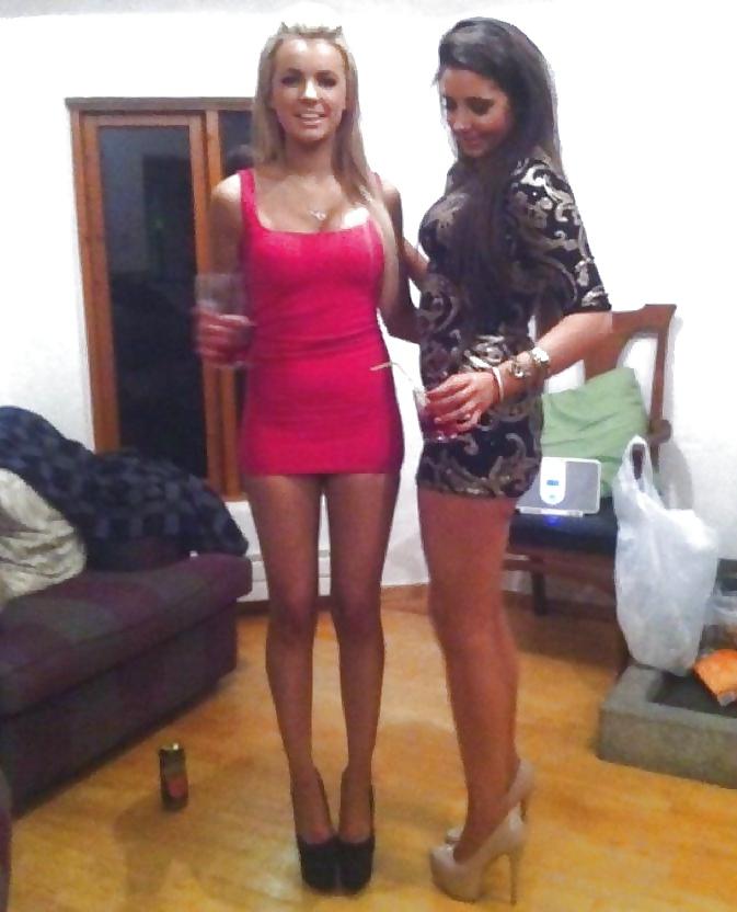 17P Pretty Young things!