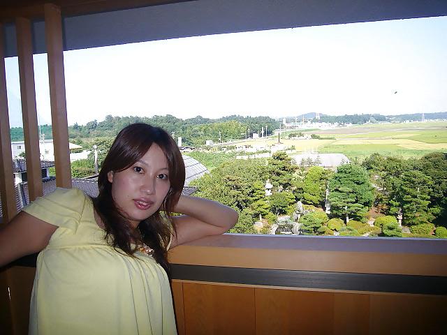 25P Japanese wife miki 's private photos leaked