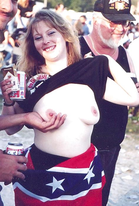 25P Biker Girls!