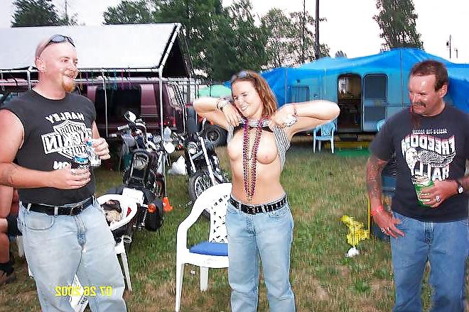 25P Biker Girls!