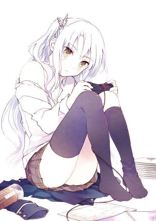 24P Playing Video Games (Anime)
