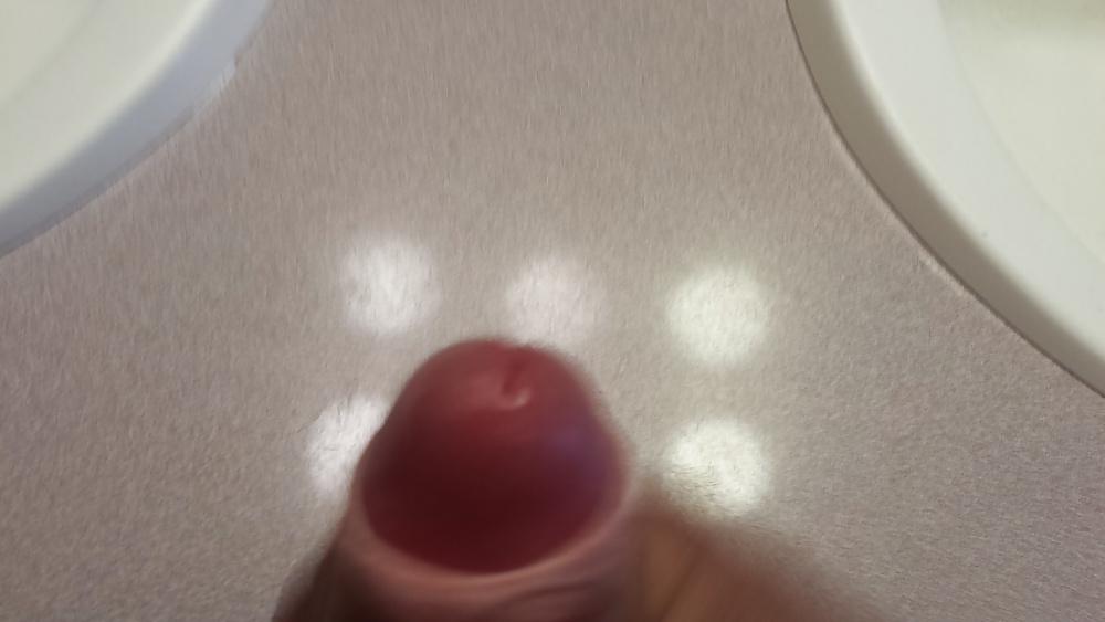 5P First time CUM on cam