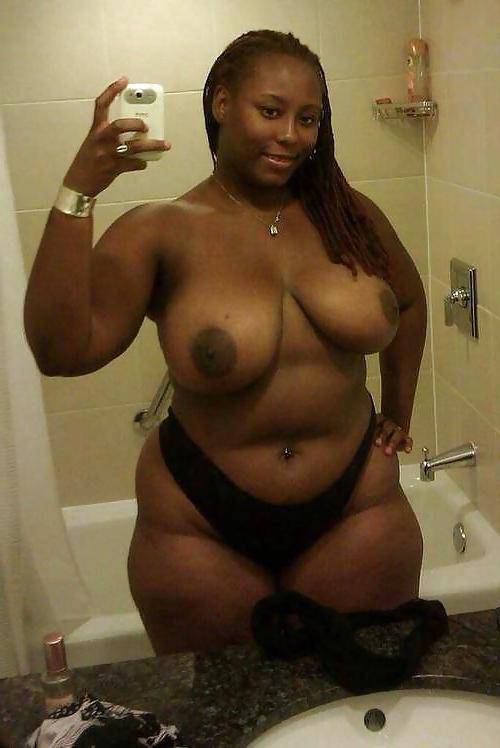 25P Private pictures found on photobucket #6