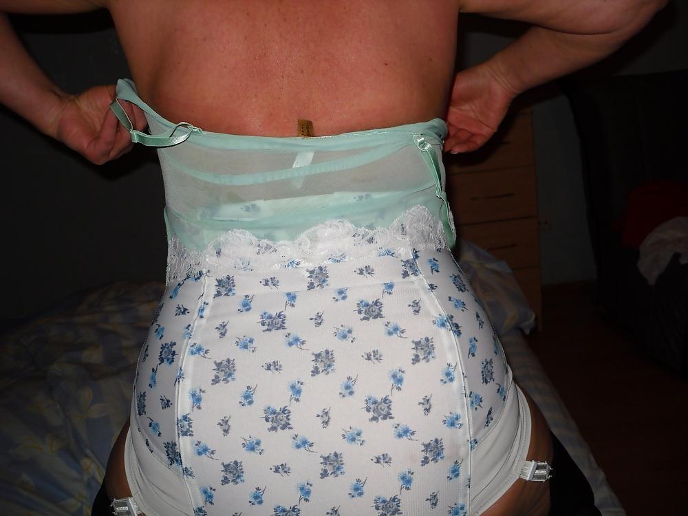 25P Pushuna's open bottom girdle old style