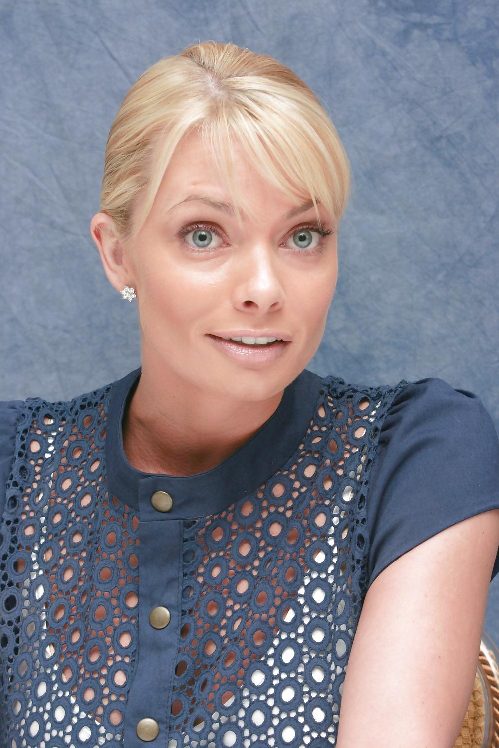 25P Jaime Pressly (Sexy Cum Face)