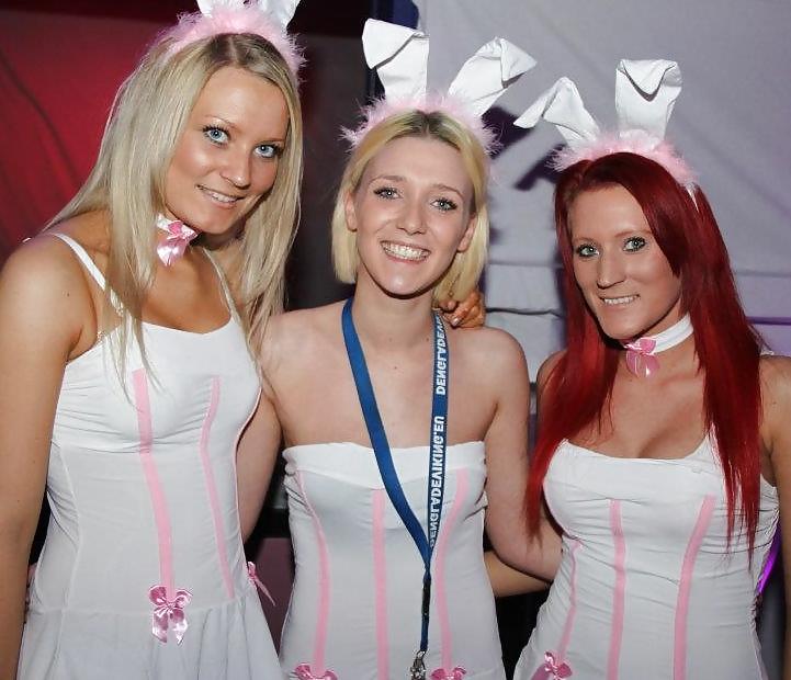 25P Danish teens-75-76-bra panties party upskirt cleavage