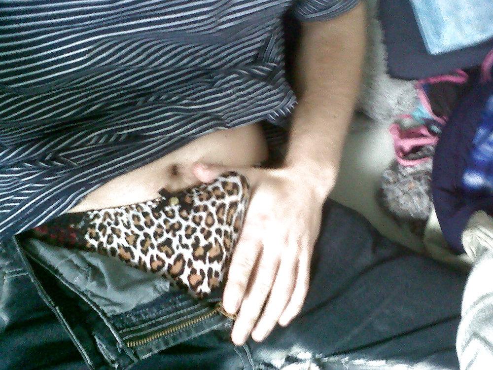 16P Leopard thong and bra with tight jeans