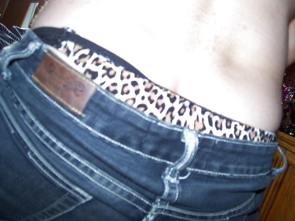 16P Leopard thong and bra with tight jeans