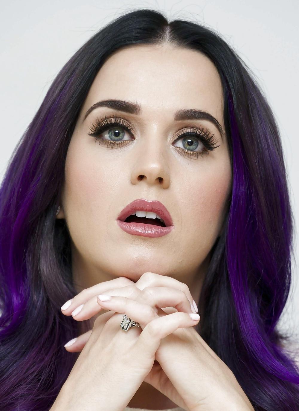 25P Celebs' faces to cover in cum