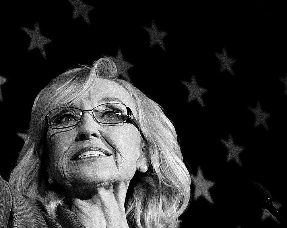 25P I love jerking off to Conservative Jan Brewer's face (2)