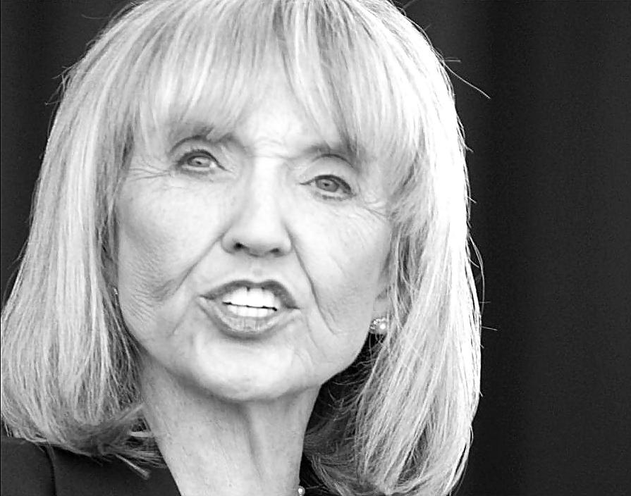 25P I love jerking off to Conservative Jan Brewer's face (2)