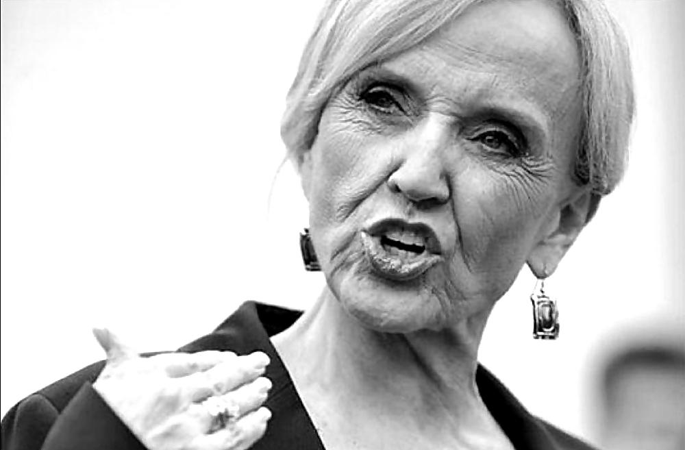 25P I love jerking off to Conservative Jan Brewer's face (2)