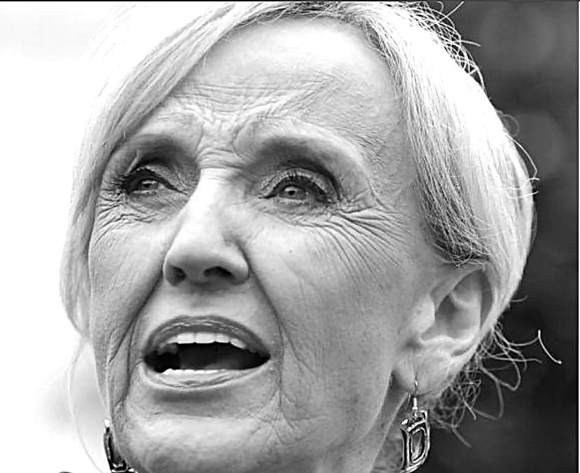 25P I love jerking off to Conservative Jan Brewer's face (2)