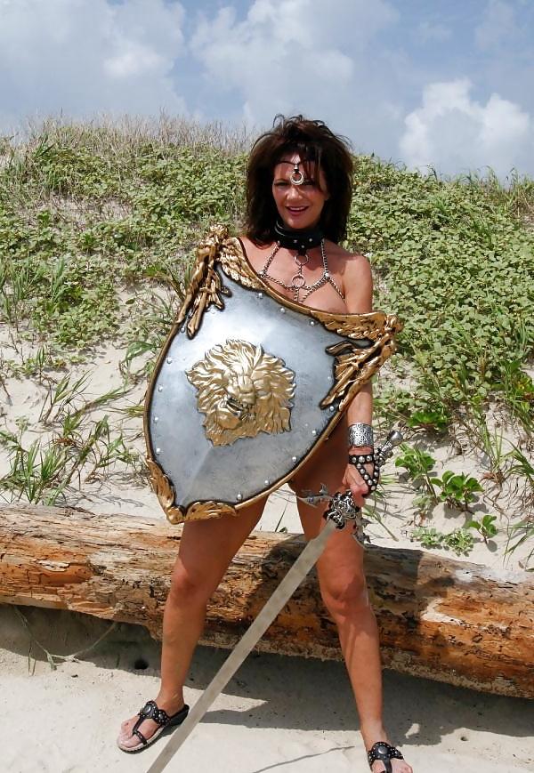 12P Warrior Princess