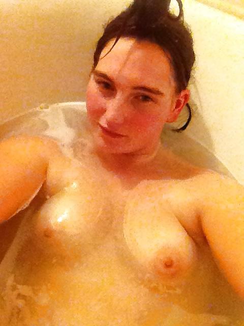 17P Gf bath time pics
