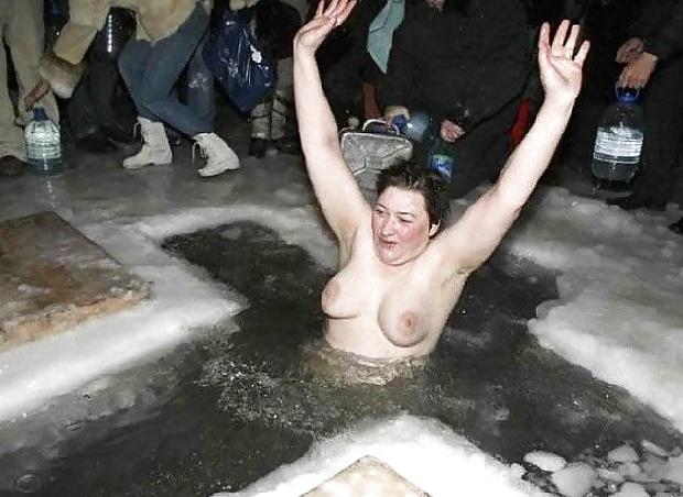 14P Russian winter bath