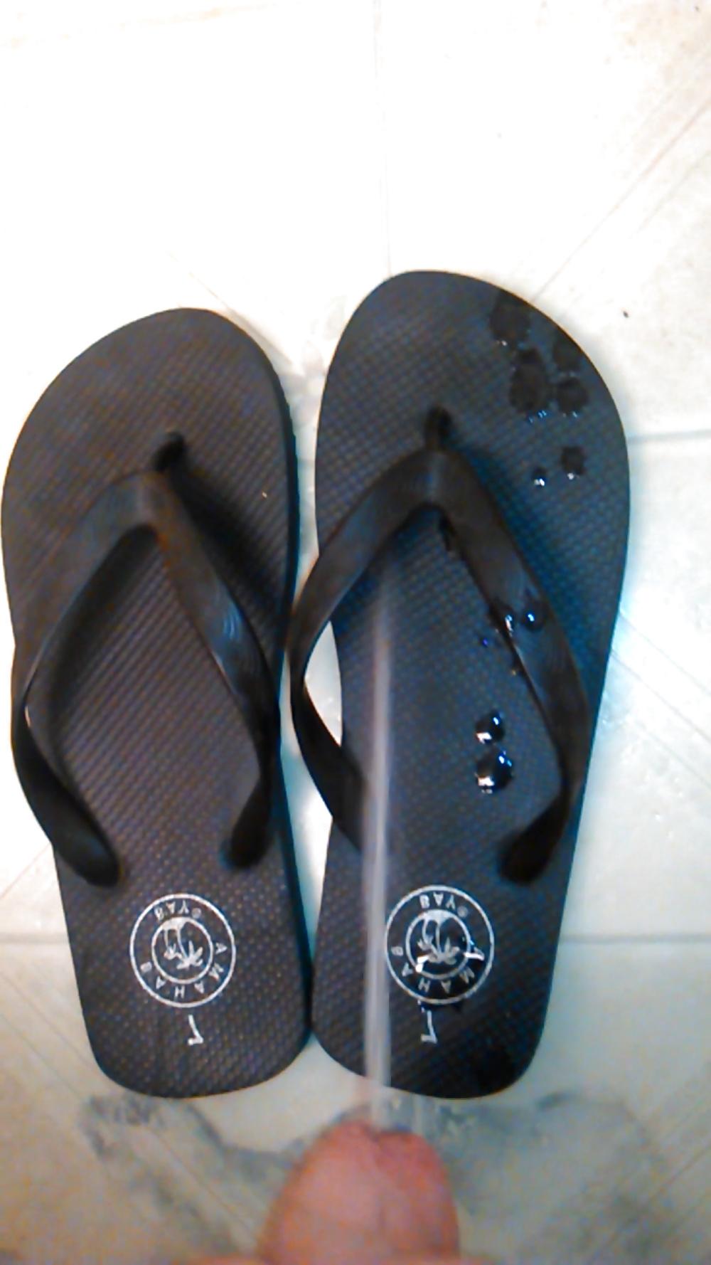 6P Cum on my own sandals!