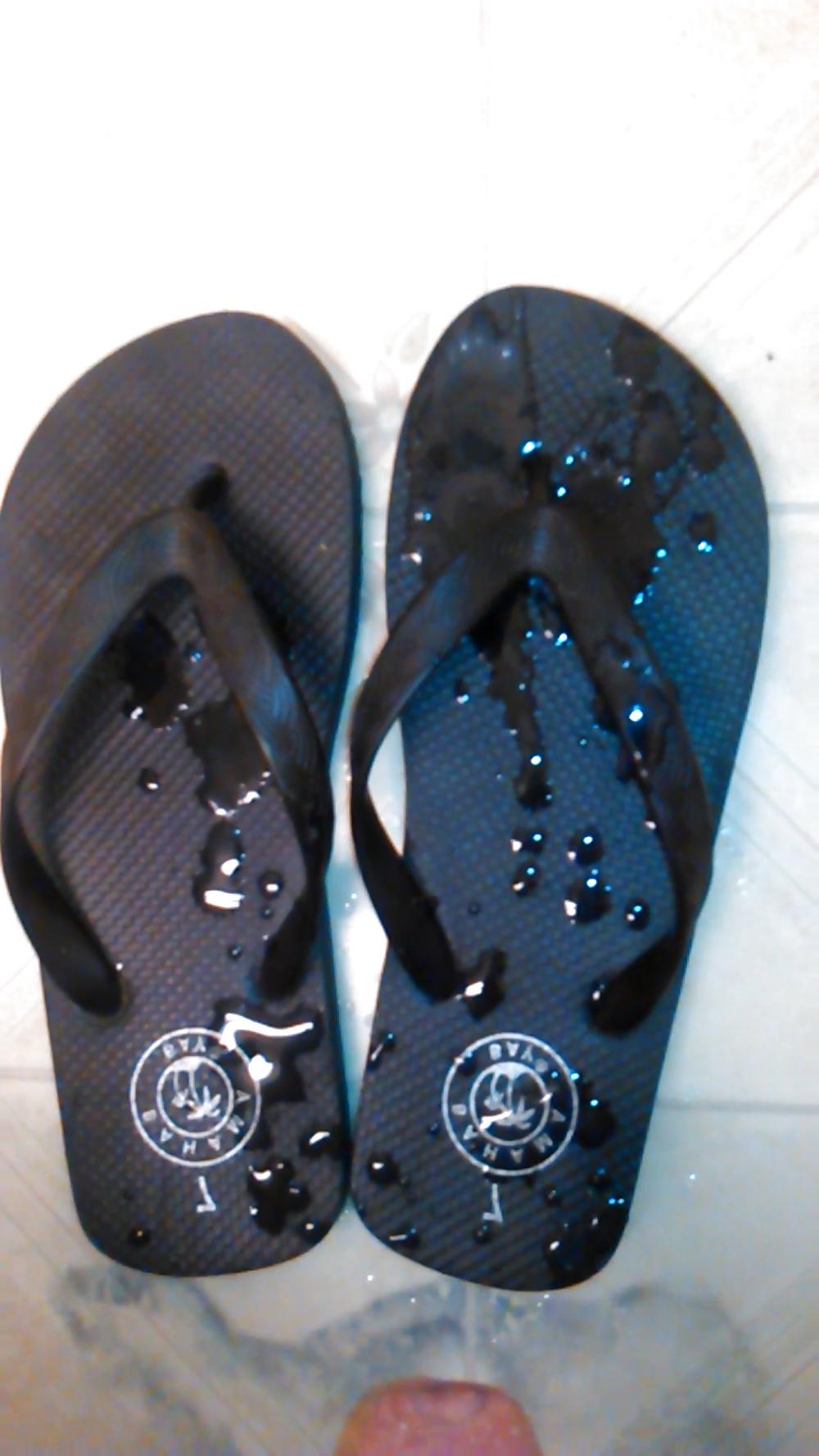 6P Cum on my own sandals!