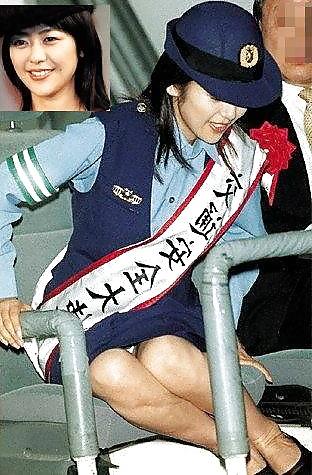 20P Japanese Girl Upskirts 17