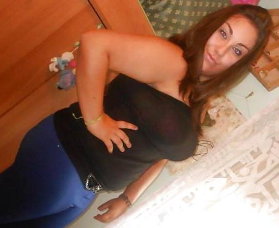 10P Federica - Chubby Tease With An Amazing Pair Of Eyes 