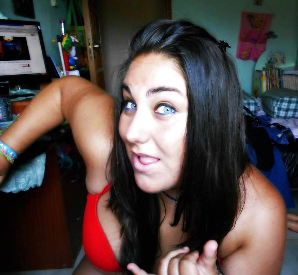 10P Federica - Chubby Tease With An Amazing Pair Of Eyes 