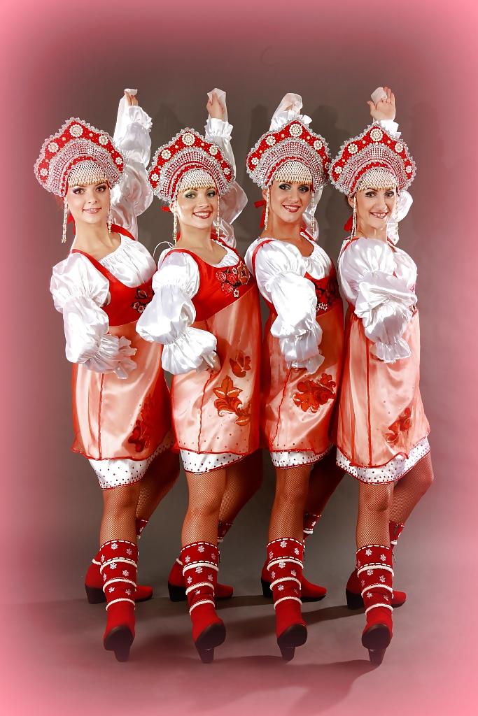 25P Pretty Moscow Dancer Yulia - Part 1 (At work)