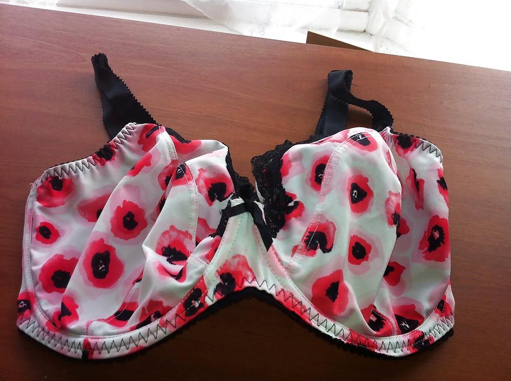 24P Used G cup bra