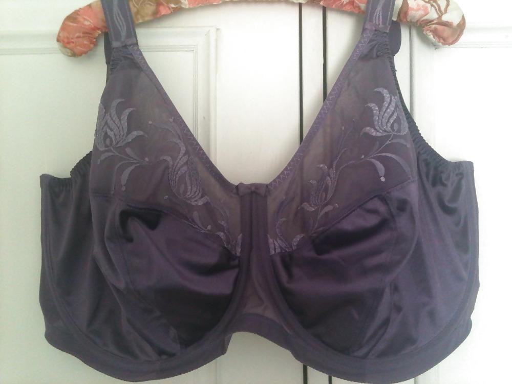 24P Used G cup bra