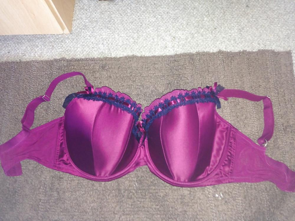 24P Used G cup bra